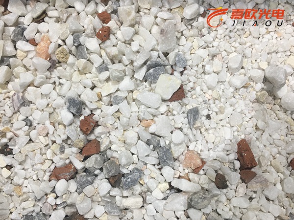 礦石色選機(jī)在礦石領(lǐng)域的應(yīng)用